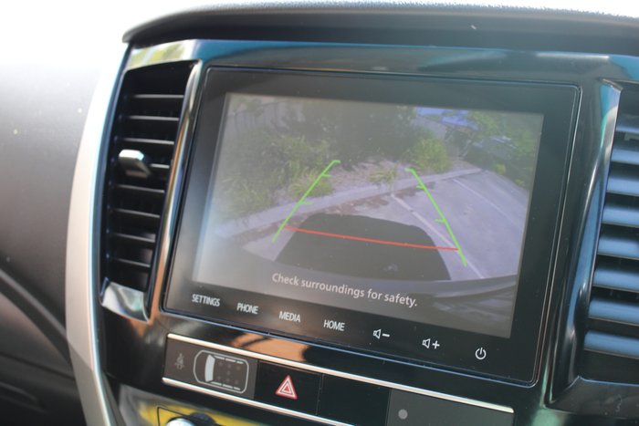 2023 Mitsubishi Pajero Sport GLX