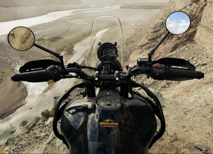 2024 Royal Enfield Himalayan 450 Himalayan White