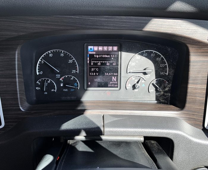 2023 Freightliner Cascadia 126 WHITE