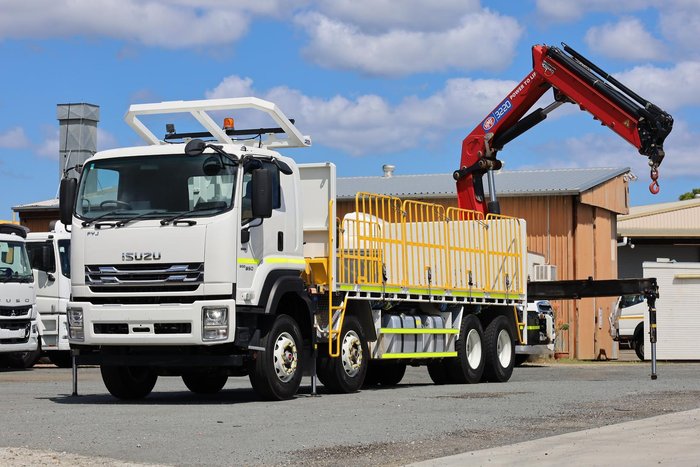 2023 Isuzu F Series FYJ300-350 Crane Truck White