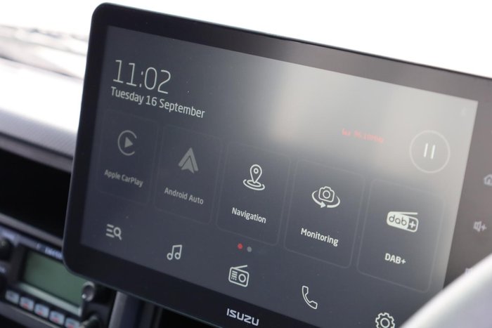 2023 Isuzu F Series FYJ300-350 Crane Truck White