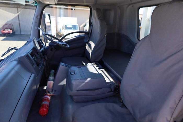 2023 Isuzu F Series FYJ300-350 Crane Truck White