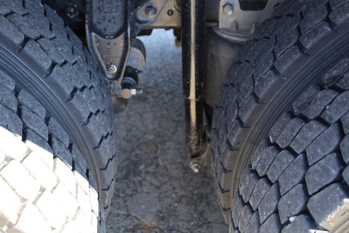 2023 Isuzu F Series FYJ300-350 Crane Truck White