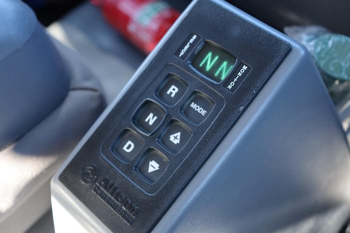 2023 Isuzu F Series FYJ300-350 Crane Truck White