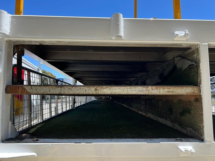 2004 Maxitrans St2 45' Roofing Trailer