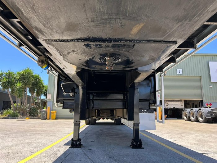 2004 Maxitrans St2 45' Roofing Trailer