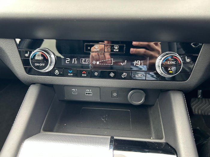 2024 Mitsubishi Outlander Exceed