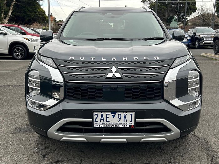 2024 Mitsubishi Outlander Exceed