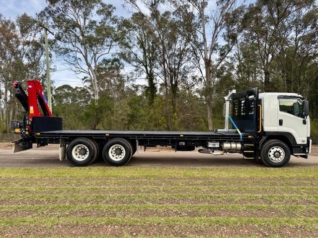 2024 Isuzu Fvy 240-300 Auto Crane Truck, 1750Kms, Comes With Rego