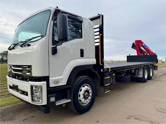 2024 Isuzu Fvy 240-300 Auto Crane Truck, 1750Kms, Comes With Rego