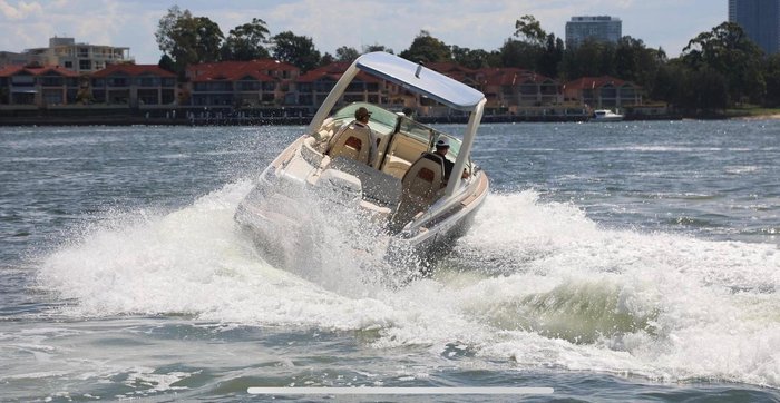 2022 Chris Craft Launch 28 GT 