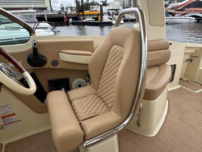 2022 Chris Craft Launch 28 GT 