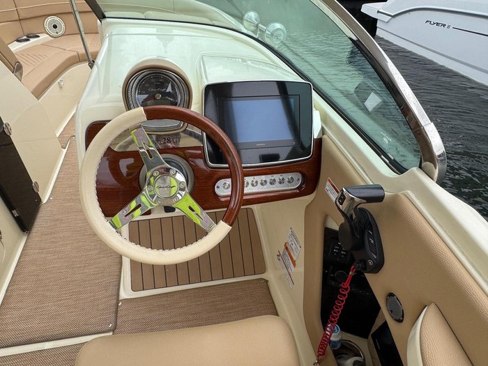 2022 Chris Craft Launch 28 GT 