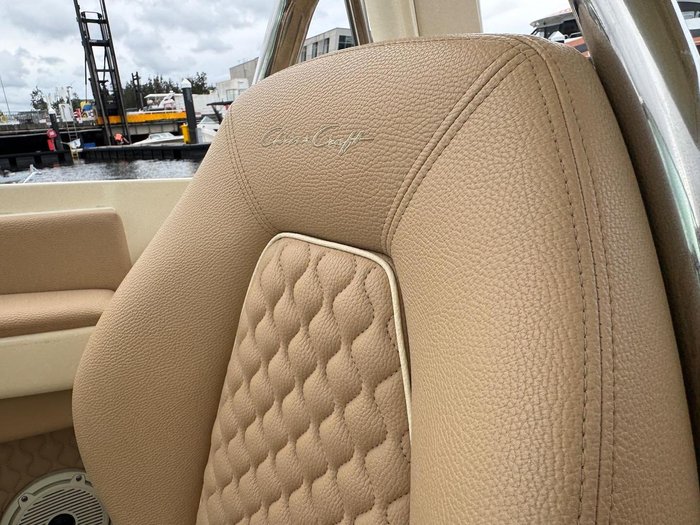 2022 Chris Craft Launch 28 GT 
