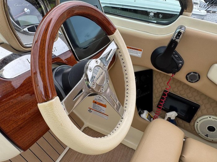 2022 Chris Craft Launch 28 GT 
