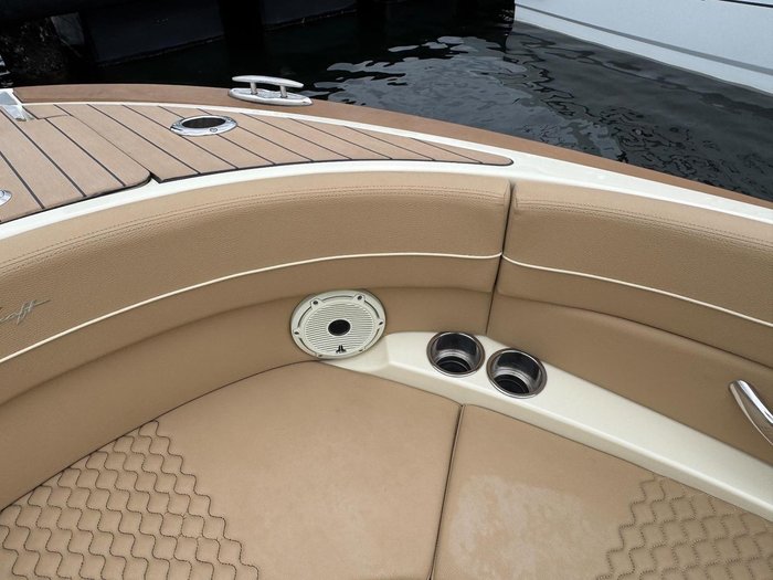 2022 Chris Craft Launch 28 GT 
