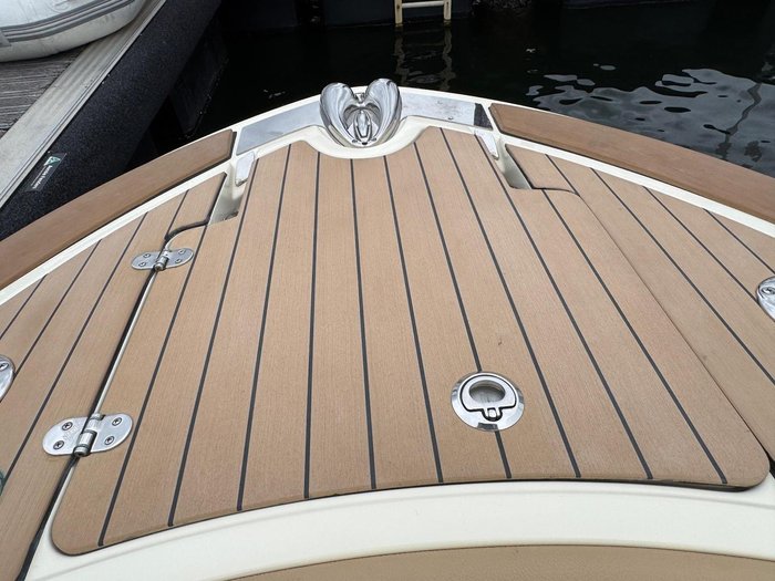 2022 Chris Craft Launch 28 GT 