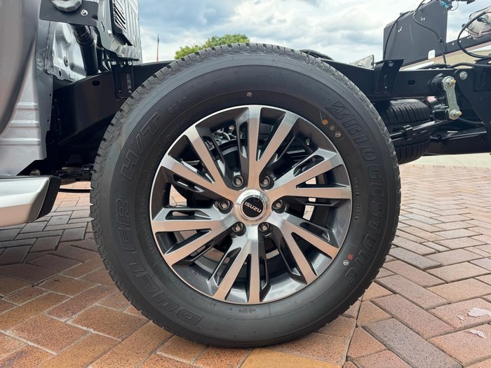 2025 Isuzu D-MAX LS-U