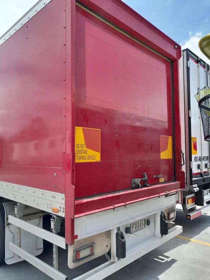 2014 Maxi Trans 24P Dry Freight Van 3.9M High Red