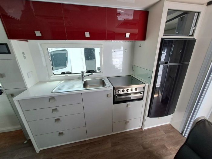 2018 COROMAL ELEMENT EVOLUTION EV612S WHITE