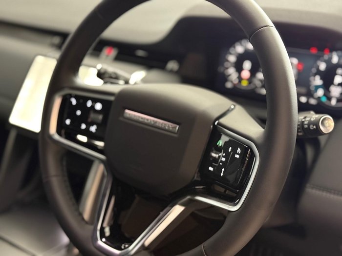 2024 Land Rover Discovery Sport P250 Dynamic SE
