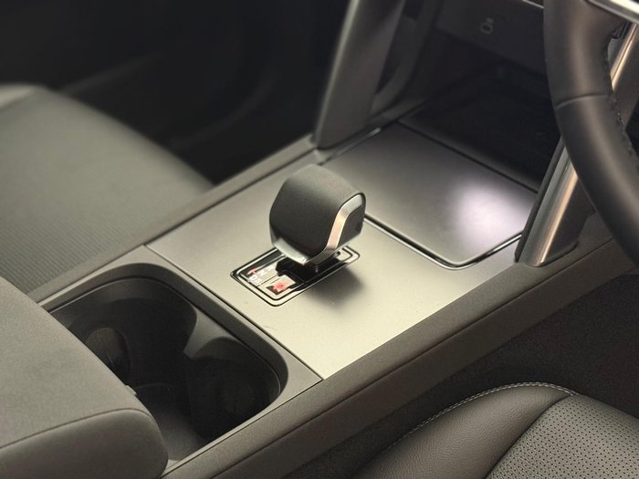 2024 Land Rover Discovery Sport P250 Dynamic SE
