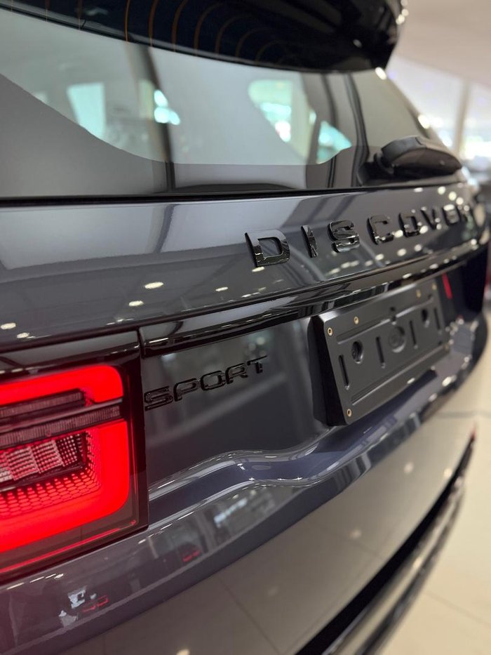 2024 Land Rover Discovery Sport P250 Dynamic SE