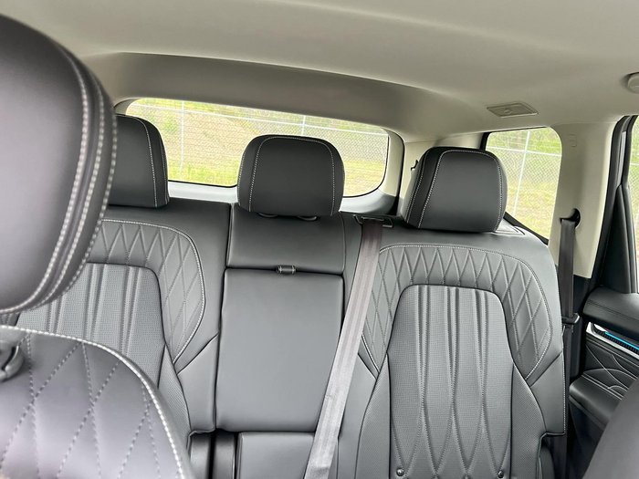 2024 LDV D90 Executive SV9A 4X4 Dual Range Metal Ash