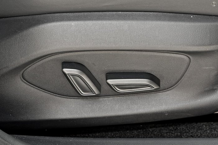 2024 MG MG4 Essence 64 150kW