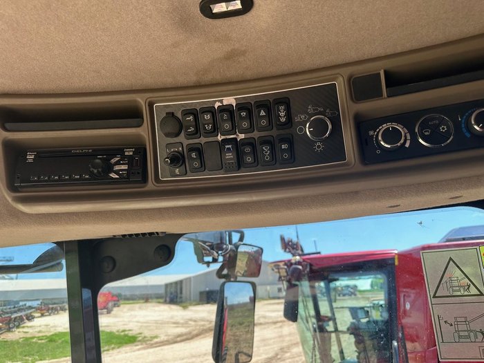 2017 CASE IH 8240