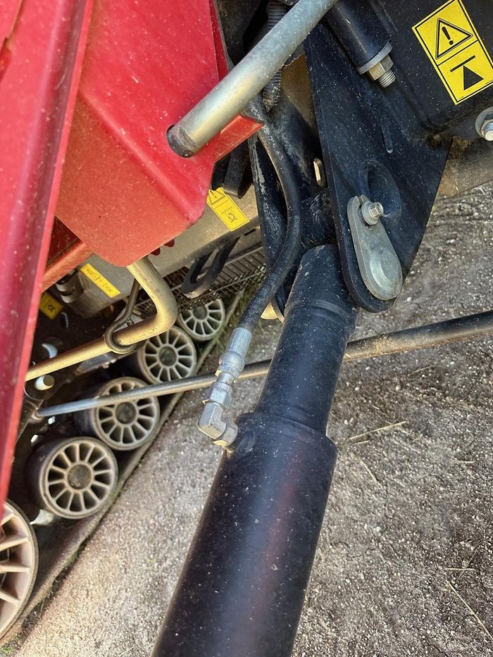 2017 CASE IH 8240