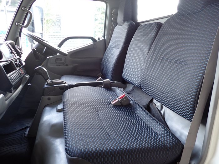 2022 HINO DUTRO 616 WHITE