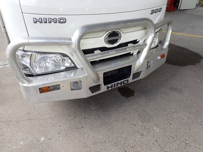 2022 HINO DUTRO 616 WHITE