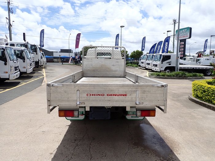 2022 HINO DUTRO 616 WHITE