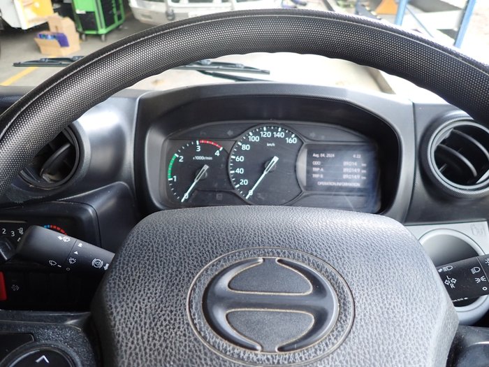 2022 HINO DUTRO 616 WHITE