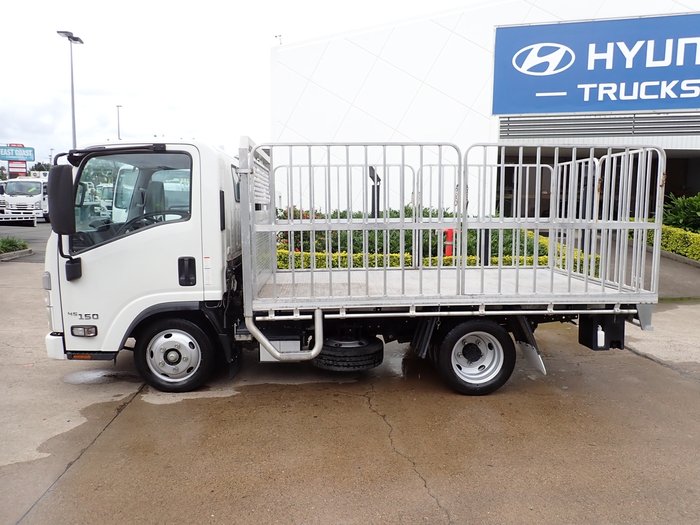 2022 ISUZU NLR 45-150