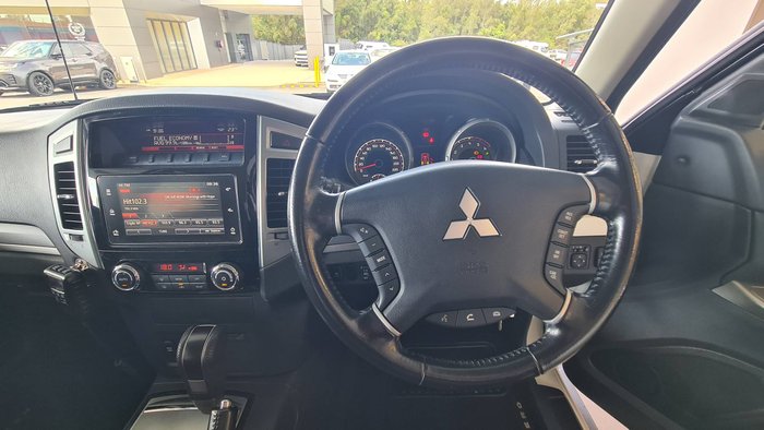 2020 MITSUBISHI PAJERO GLX 4X4 7 SEAT