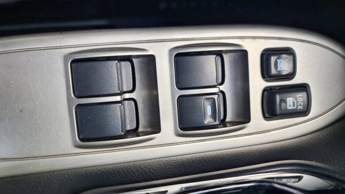 2020 MITSUBISHI PAJERO GLX 4X4 7 SEAT