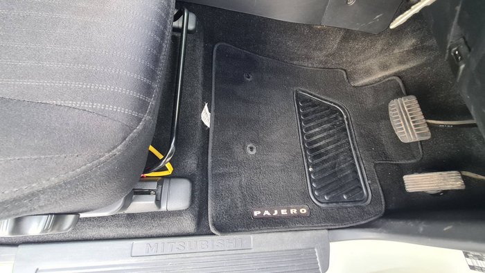 2020 MITSUBISHI PAJERO GLX 4X4 7 SEAT