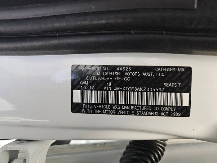 2018 MITSUBISHI OUTLANDER ES 7 SEAT 2WD