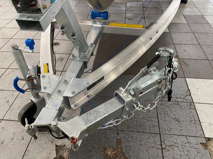 2025 QUINTREX 450 Fishabout Pro