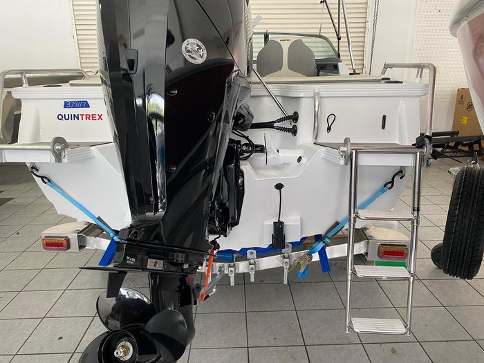 2025 QUINTREX 450 Fishabout Pro