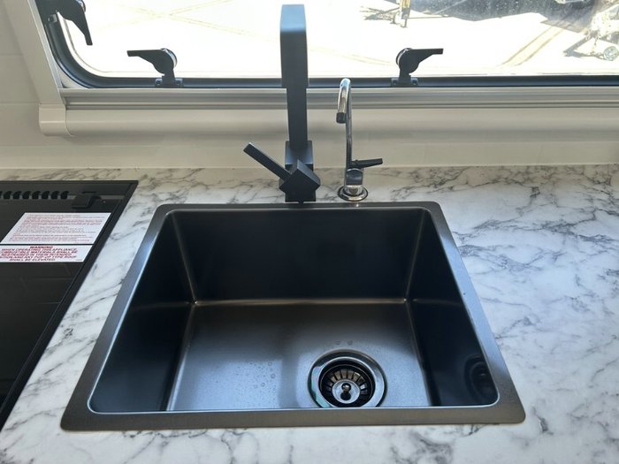 2024 JAYCO Discovery 21.66-4OB