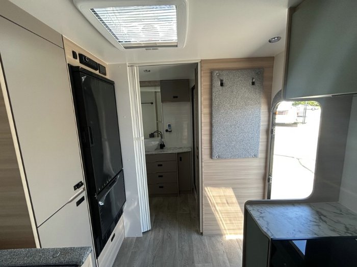 2024 JAYCO Discovery 21.66-4OB