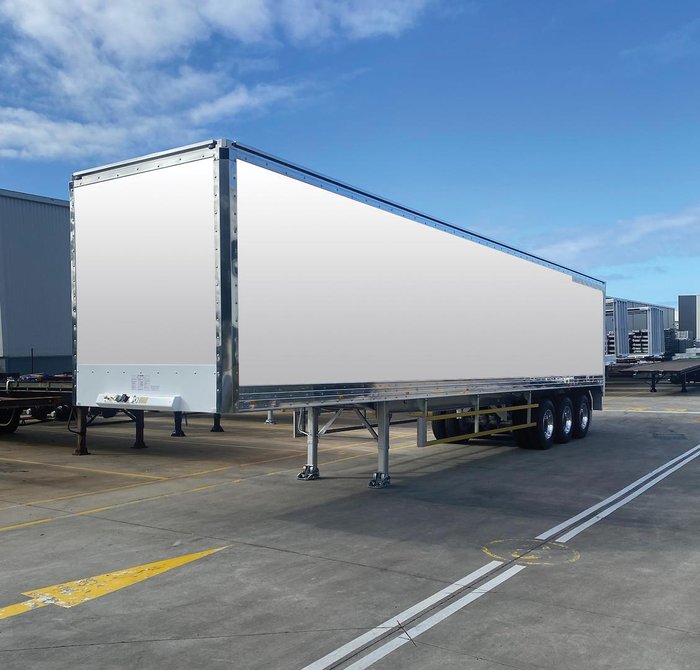 2025 Krueger 34P Dry Van B Double White