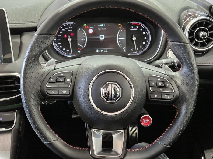 2022 MG HS Excite