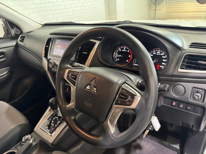 2022 Mitsubishi Triton GLX+ MR MY22 4X4 Dual Range White