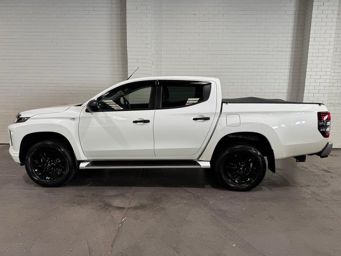 2022 Mitsubishi Triton GLX+ MR MY22 4X4 Dual Range White