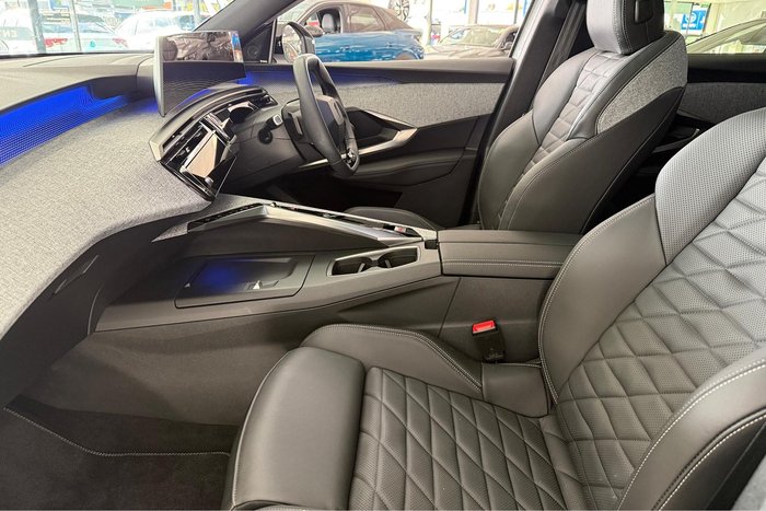 2024 Peugeot 3008 GT Premium Hybrid