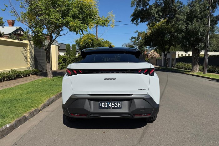 2024 Peugeot 3008 GT Premium Hybrid